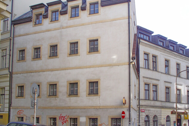 Podoba domu čp. 1268, Na Rybníčku 20, po přestavbě z 80. let 20. století. Foto z roku 2007.